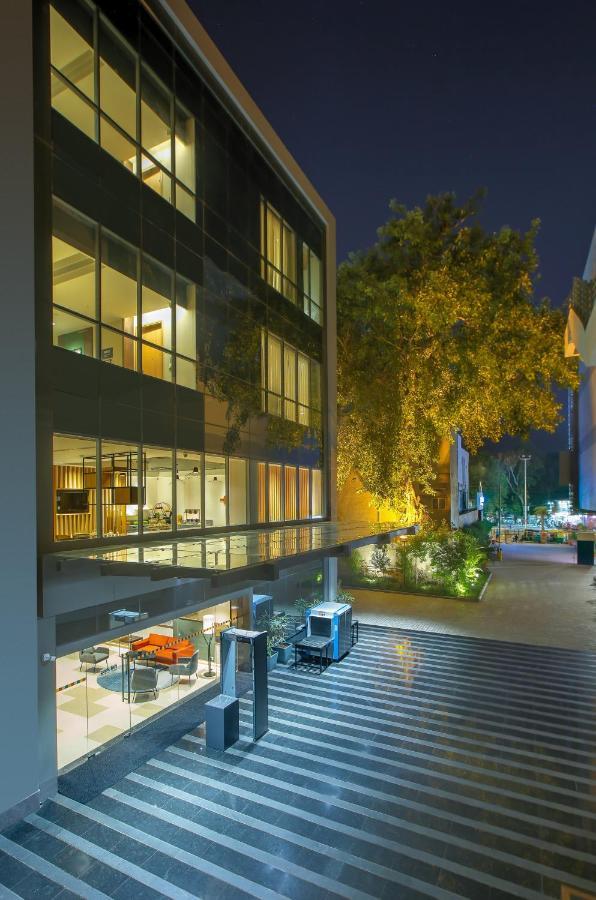 Park Inn By Radisson Gwalior Exterior photo