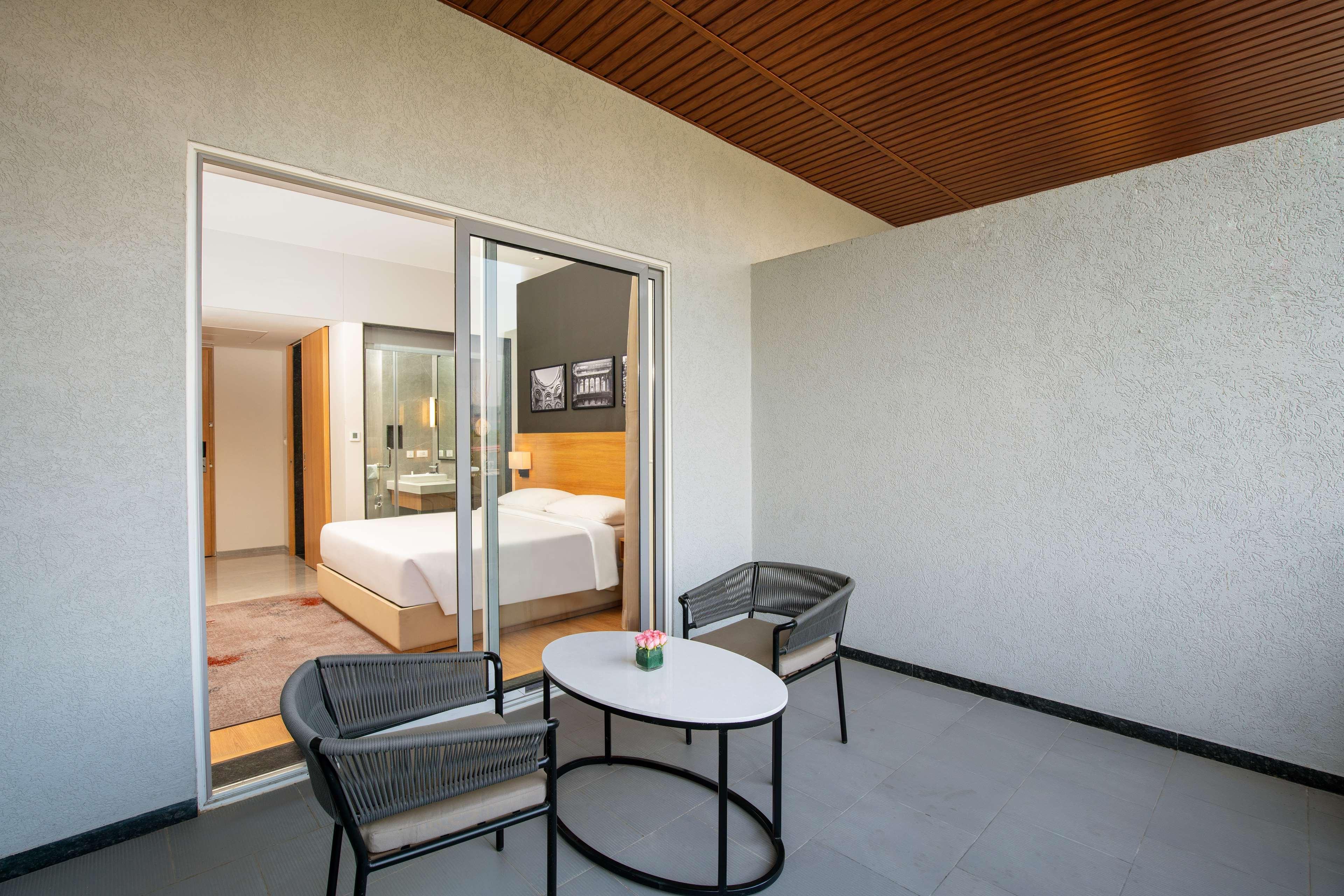 Park Inn By Radisson Gwalior Exterior photo